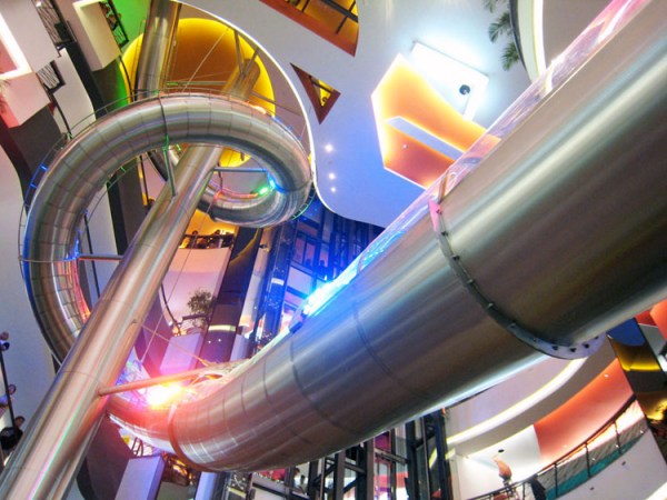 atmostfear-slider-fX-lifestyle-center